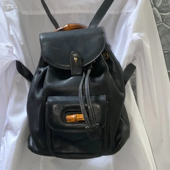 Gucci Black Leather Backpack with Bamboo Accent - Picture 2 of 16